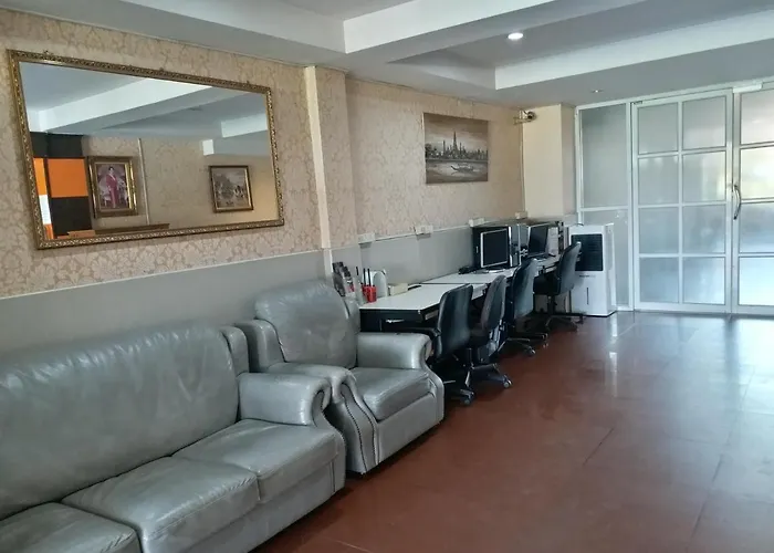 Hotel Convenient Resort, Suvarnabhumi Airport