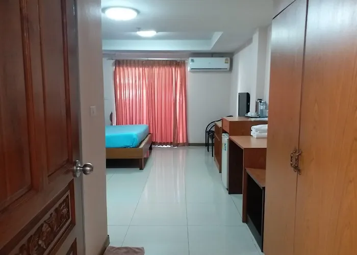 Convenient Resort, Suvarnabhumi Airport