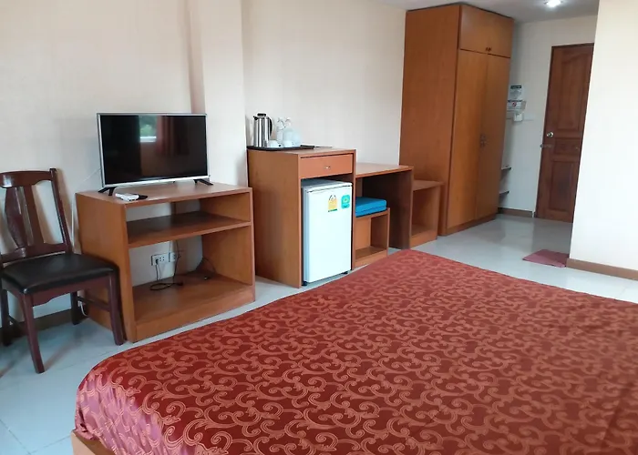 Hotel Convenient Resort, Suvarnabhumi Airport 3*