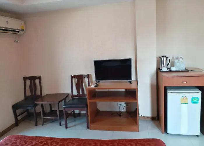 Hotel Convenient Resort, Suvarnabhumi Airport